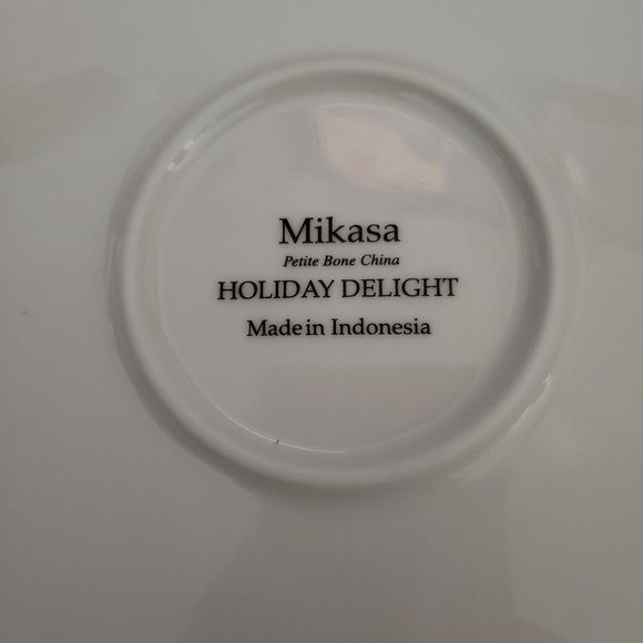 Mikasa Holiday Delight Plate / Server. - Picture 6 of 7